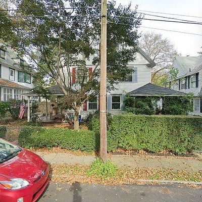 107 Upland Ter, Bala Cynwyd, PA 19004