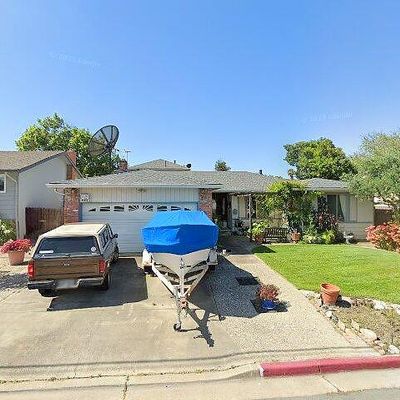 108 E Lake Dr, Antioch, CA 94509