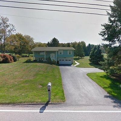 1080 Manor Rd, Windsor, PA 17366