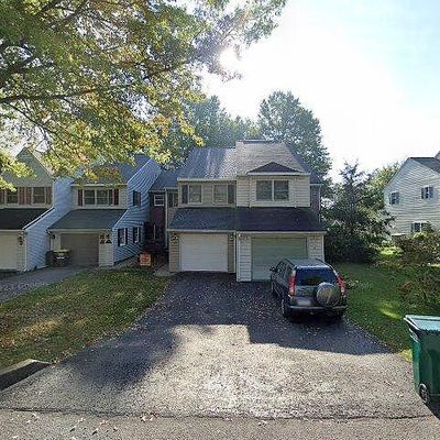 11 Banyan St, Selinsgrove, PA 17870