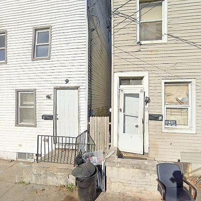 11 Camden St, Trenton, NJ 08618