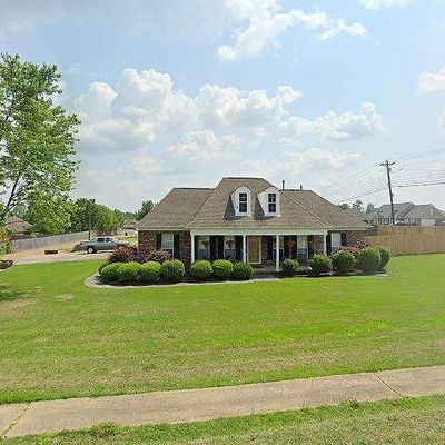 11 Sterling Farm Dr, Atoka, TN 38004