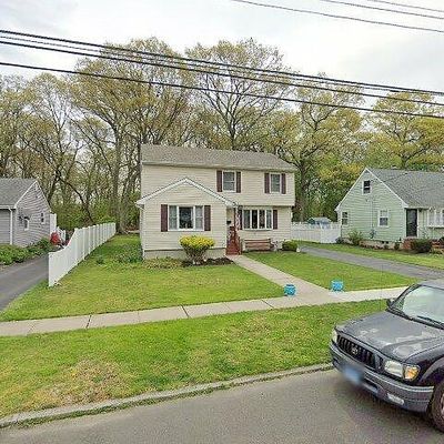 110 Karen Ave, Stratford, CT 06614