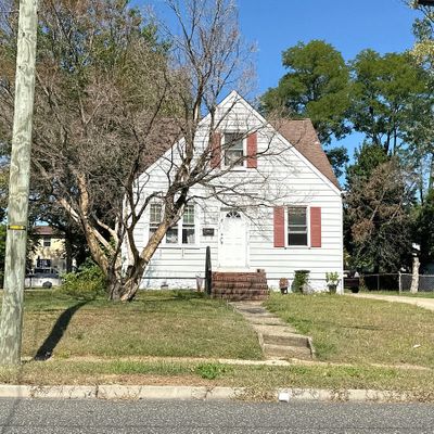 129 E Olive St, Westville, NJ 08093