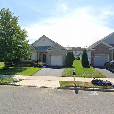 132 Stonehaven Ln, Hainesport, NJ 08036