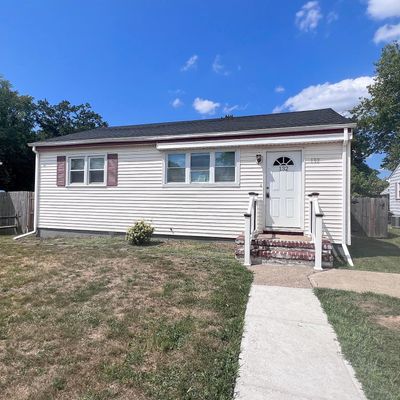 132 Woodland Ave, Ewing, NJ 08638