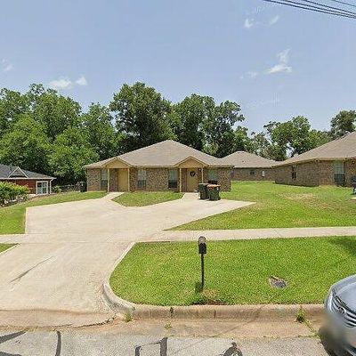 1320 E Houston St, Tyler, TX 75702