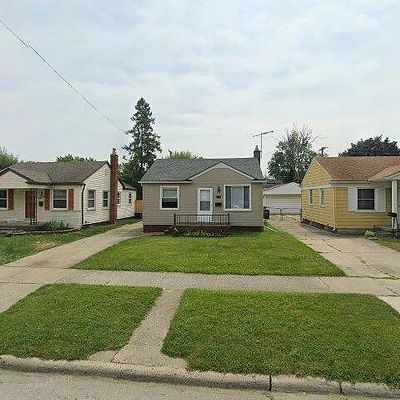 13285 Walnut St, Southgate, MI 48195