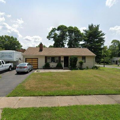 135 W Hendricks Blvd, South Plainfield, NJ 07080