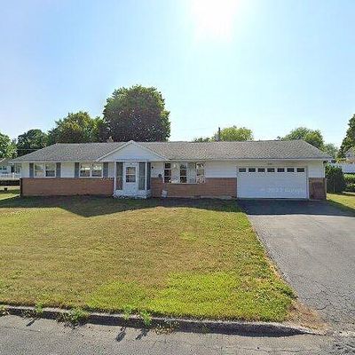 1350 Hickory Rd, Macungie, PA 18062