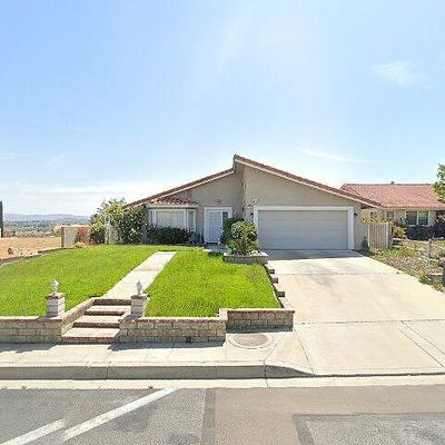 13645 Hidden Valley Rd, Victorville, CA 92395