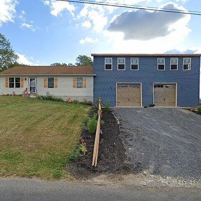 12054 Sandy Mount Rd, Orrstown, PA 17244