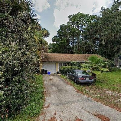 121 Landis St, New Smyrna Beach, FL 32168