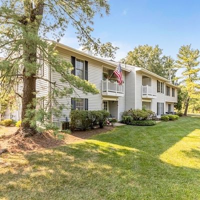 121 Mockingbird Ct, Three Bridges, NJ 08887