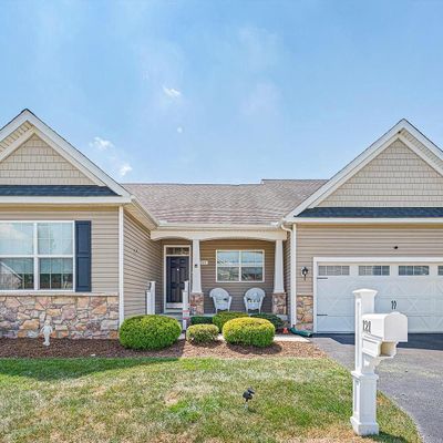 121 Winding Carriage Ln, Dover, DE 19904