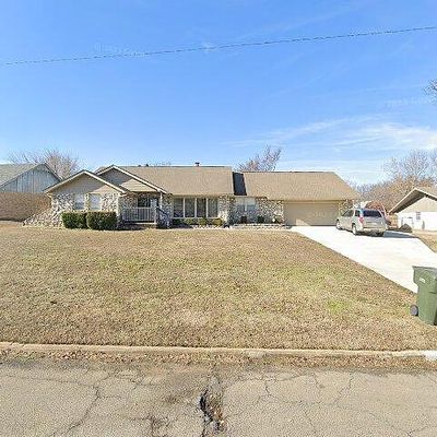 122 Lakeview Dr, Mannford, OK 74044