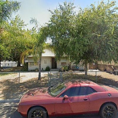 1220 N Highland St, Visalia, CA 93291