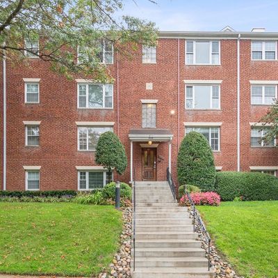 1220 Meade St N #7, Arlington, VA 22209