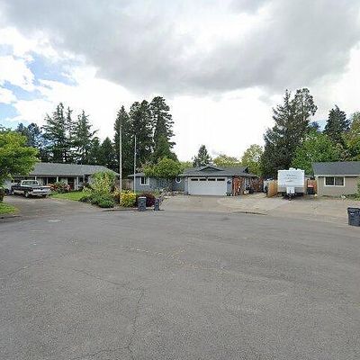 1229 Ruskin Dr, Medford, OR 97504