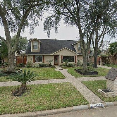 12507 Hunting Brook Dr, Houston, TX 77099