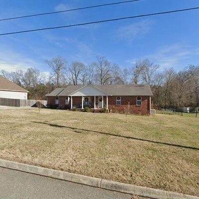 150 Cumberland Oaks Dr, Tullahoma, TN 37388