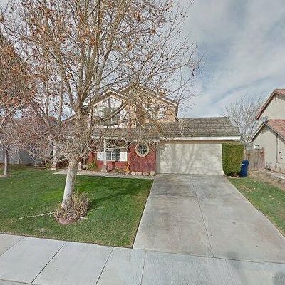 1519 Tigertail Ct, Palmdale, CA 93551