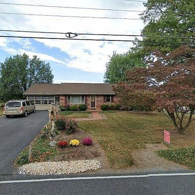 1523 Brechbill Rd, Chambersburg, PA 17202