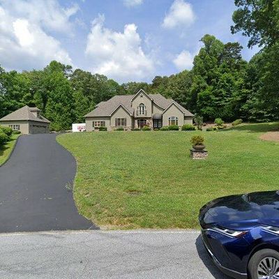 153 Burge Mountain Rd, Hendersonville, NC 28792