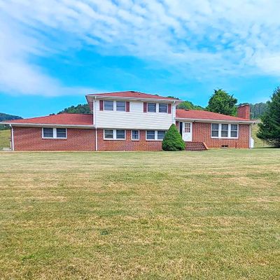 154 Poskas Drive, Tazewell, VA 24651