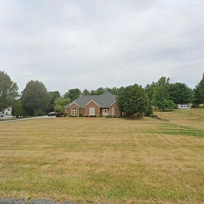 157 Karst Valley Rd, Front Royal, VA 22630