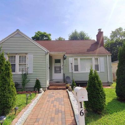 16 Humphrey St, Hartford, CT 06106