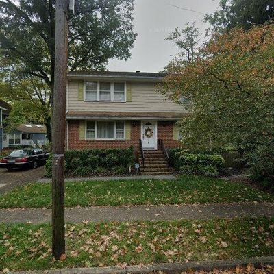 16 Myrtle Ave, Merchantville, NJ 08109