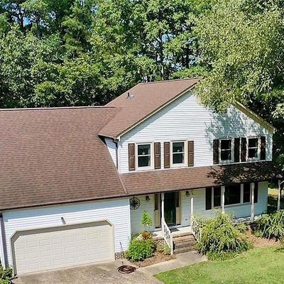 16 Thomas Dr, Poquoson, VA 23662