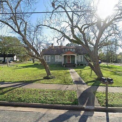 1605 15 Th St, Huntsville, TX 77340