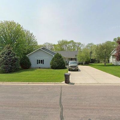 1610 S Prairie Ave, Fairmont, MN 56031