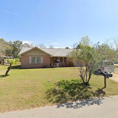 1610 Steven Dr, Gulf Breeze, FL 32563