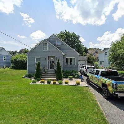 14 Prince St, Danbury, CT 06810