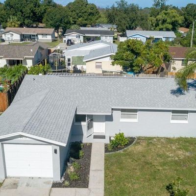 1402 Fox Run Dr, Tarpon Springs, FL 34689