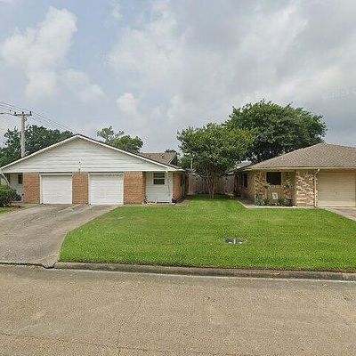 1405 Silverpines Rd, Houston, TX 77062