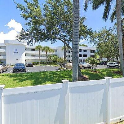 1420 Sheridan St #7 H, Hollywood, FL 33020