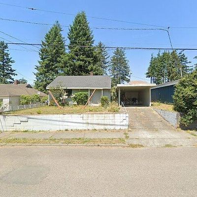 1426 Juniper Ave, Coos Bay, OR 97420