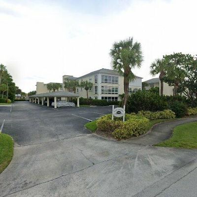 1441 Ocean Dr #106, Vero Beach, FL 32963