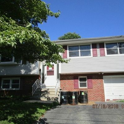 145 Schwarz Blvd, Lake Hopatcong, NJ 07849