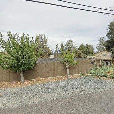 17300 Carlozzi Dr, Soulsbyville, CA 95372