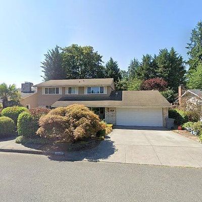 17313 Ne 18 Th Pl, Bellevue, WA 98008