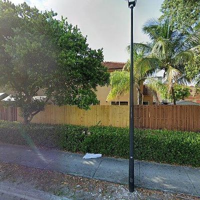 17316 Nw 74 Th Ave #201, Hialeah, FL 33015