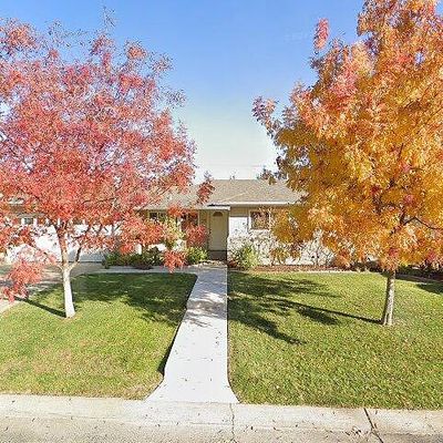 1740 Olympus Dr, Sacramento, CA 95864