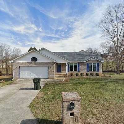 1764 Meadow Ridge Cir, Sevierville, TN 37862