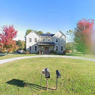 179 Crestview Dr, Rustburg, VA 24588