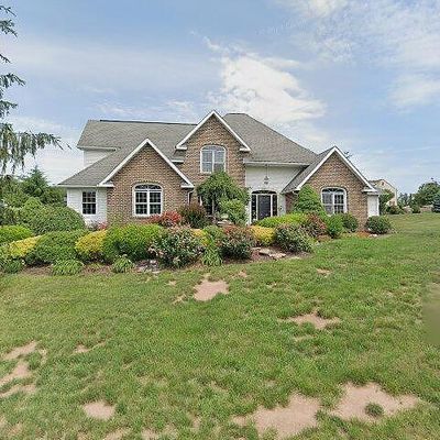 181 Golfview Dr, Lewisburg, PA 17837